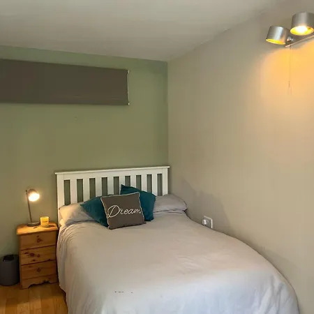 Newcastlecourt3 * Голуэй