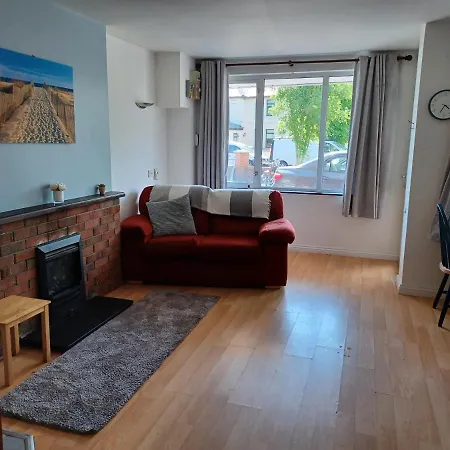 Newcastlecourt3 *